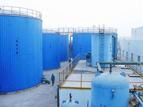 化工儲罐防腐聚脲涂料(圖1) 化工儲罐防腐聚脲涂料施工案例