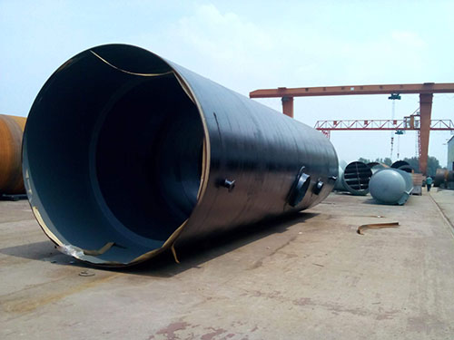 管道內(nèi)壁防腐聚脲噴涂(圖1) 管道內(nèi)壁防腐聚脲噴涂