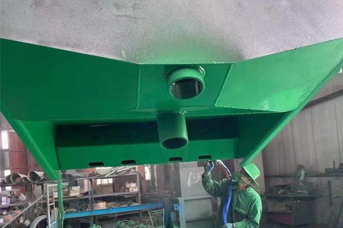 礦山設(shè)備耐磨聚脲涂料噴涂施工專用機器(圖2) 礦山設(shè)備耐磨聚脲涂料噴涂施工