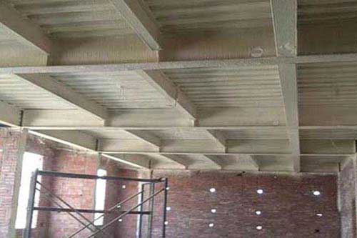 噴聚氨酯冷庫施工 濰坊保溫聚氨酯發(fā)泡機(jī)(圖2) 噴聚氨酯冷庫施工案例