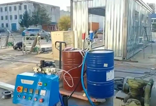 移動房屋用保溫噴涂聚氨酯小型噴涂機(jī)(圖2) 移動房屋用保溫噴涂聚氨酯案例