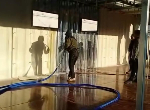 移動房屋用保溫噴涂聚氨酯小型噴涂機(jī)(圖3) 移動房屋用保溫噴涂聚氨酯案例