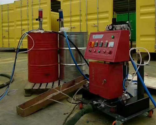 集裝箱聚氨酯噴涂施工用什么設(shè)備(圖3) 集裝箱聚氨酯噴涂