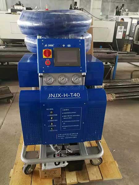 聚氨酯發(fā)泡機原料輸出量(圖1) 建筑保溫聚氨酯發(fā)泡機